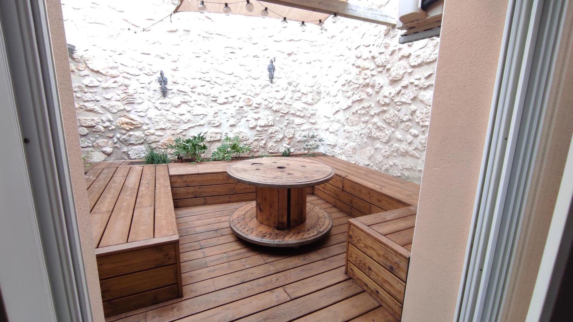Maison De Village Avec Sa Charmante Petite Cour Interieure Fleury  Bagian luar foto